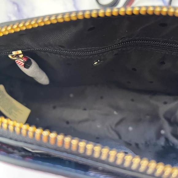 Kate Spade ♠️ Plaid Crossbody - Picture 7 of 7